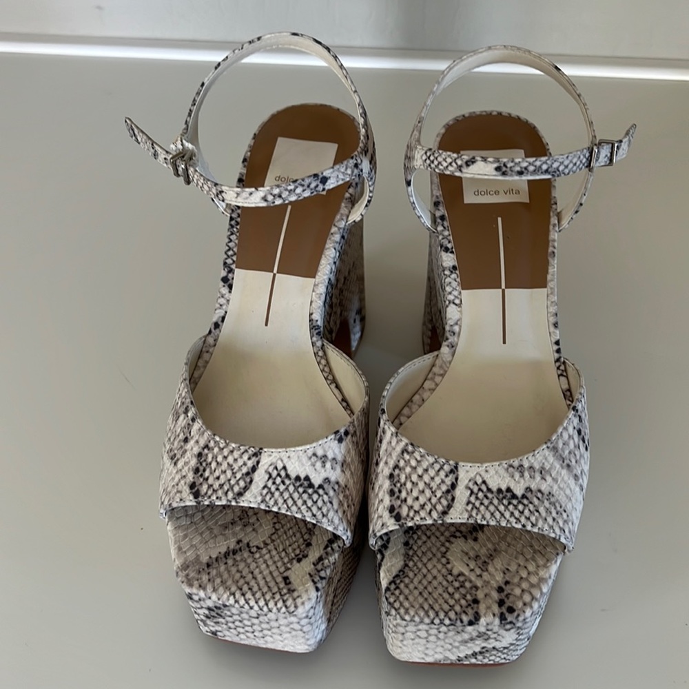 Platform sandals Dolce Vita 8.5